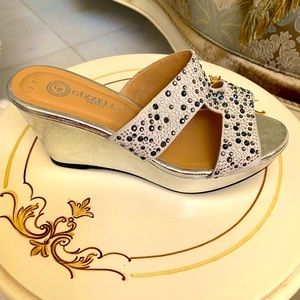 Gizzelli designed wedge Sandals